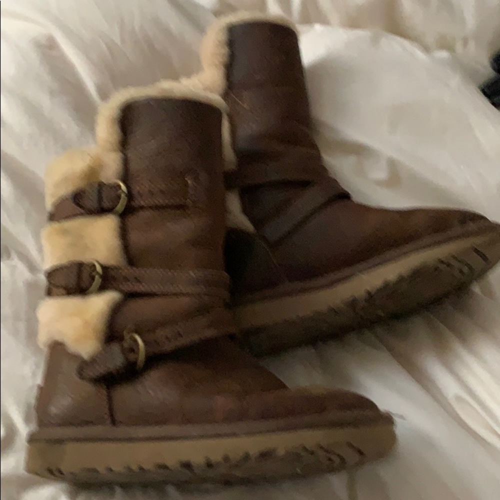 Girls ugg boots